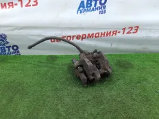Суппорт тормозной Mercedes C200 2011 A2044230281 W204 271.860, задний правый