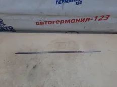 Молдинг двери Mercedes C class 2011 A2047300280 W204, задний правый