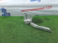 Кронштейн радиатора BMW 535 2011 51117186513 F11 N55B30A, левый