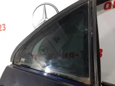 Форточка двери Mercedes C class 2008 A2047300255 W204, правая