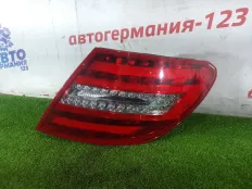 Стоп Mercedes C200 2011 A2049060503 W204 271.860, задний правый