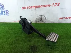 Педаль тормоза Mercedes GLA180 2014 A2462900701 X156 270.910