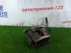 Суппорт тормозной Mercedes GLA180 2014 A0004217381 X156 270.910, передний левый
