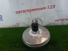 Вакуумник Mercedes GLA180 2014 A2464300930 X156 270.910