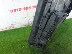 Рамка радиатора BMW 520d 2012 17117804617 F10 N47D20C