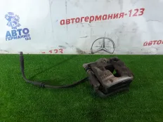 Суппорт тормозной Mercedes GLA180 2014 A0004217481 X156 270.910, передний правый