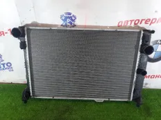 Радиатор Mercedes E400h 2013 A2045003703 W212 276.952