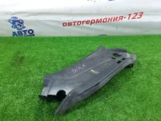 Накладка на фару Mercedes GLK300 2010 A2048261024 X204 272.948, правая