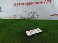 Блок управления крышкой багажника Mercedes GLA250 2014 A2469003413 X156 270.920