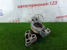 Подушка двигателя Mercedes GLA180 2014 A2462400617 X156 270.910, левая