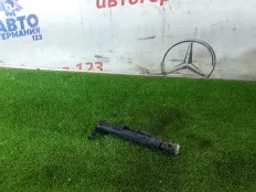 Форсунка омывателя фар Mercedes GLA250 2014 A2468600647 X156 270.920, правая