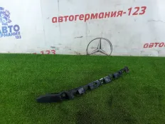Кронштейн бампера Mercedes CLA180 2015 A1178850321 C117 270.910, задний левый