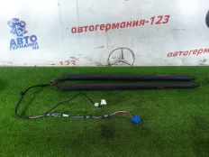 Амортизатор двери багажника Mercedes GLA250 2014 A1569800564 X156 270.920