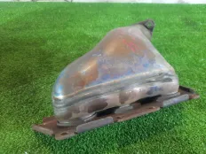 Коллектор выпускной Mercedes E400h 2013 A2761400509 W212 276.952, левый