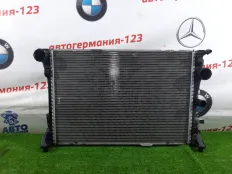 Радиатор Mercedes C200 2011 A0995002703 W204 271.860