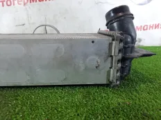 Интеркулер BMW 535 2011 17517577115 F11 N55B30A