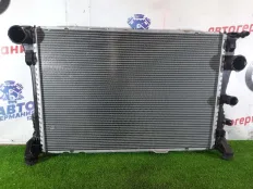 Радиатор Mercedes C200 2011 A0995002703 W204 271.860