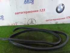 Уплотнение двери Mercedes GLA250 2014 A1566920076 X156 270.920, переднее