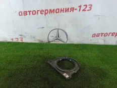 Сальник коленвала задний Mercedes CLA180 2015 A2700100068 C117 270.910
