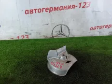 Тепловой экран Mercedes C220 2018 A2042411034 W205 651.921, правый