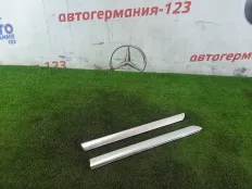 Молдинг Mercedes GLK300 2010 A2046701122 X204 272.948