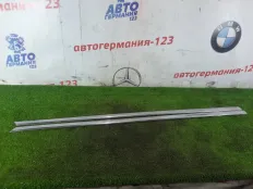 Молдинг двери Mercedes GLK300 2010 A2047200680 X204 272.948, передний