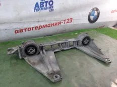 Кронштейн Mercedes V220 2017 A4473501701 W447 651.950
