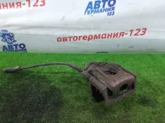 Суппорт тормозной Mercedes GLA250 2014 A0004233481 X156 270.920, задний правый