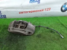 Суппорт тормозной Mercedes C220 2018 A0114219698 W205 651.921, передний правый