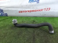 Патрубок Mercedes C200 2010 A2045012582 W204 271.860