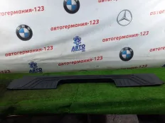 Накладка на порог багажника Mercedes V220 2017 A4476940328 W447 651.950