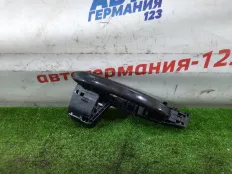 Ручка двери внешняя Mercedes V220 2017 A4477600359 W447 651.950, задняя правая
