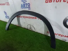 Накладка на крыло Mercedes GLA250 2014 A1568851300 X156 270.920, задняя левая