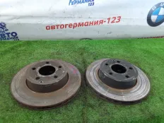 Диски тормозные Mercedes C180 2014 A0004211912 W204 271.820, передние