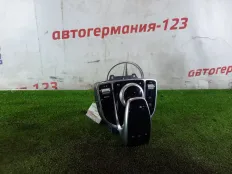 Джойстик Mercedes C200 2015 A2059008018 W205 274.920
