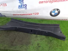 Накладка замка багажника Mercedes CLS350 2011 A2186901501 C218 276.952