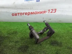 Скоба суппорта Mercedes A180 2013 A0004230906 W176 270.910, задняя левая