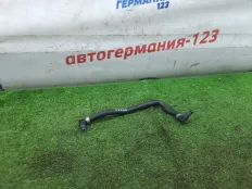 Патрубок Mercedes C200 2010 A2045010925 W204 271.860