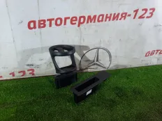 Подстаканник Mercedes V220 2017 A4478101400 W447 651.950