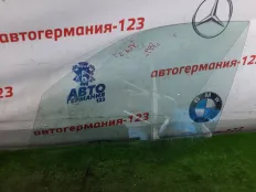 Стекло двери BMW X3 2012 51337347645 F25 N20B20A, переднее левое