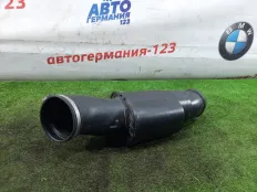Патрубок воздухозаборника BMW 525i 2012 13717612094 F10 N20B20B
