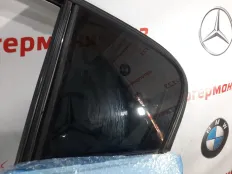 Форточка двери BMW 116i 2012 51357269561 F20 N13B16A, левая