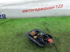 Блок предохранителей Mercedes C200 2015 A2225403150 W205 274.920