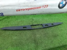 Накладка крышки багажника Mercedes C200 2015 A2057400093 W205 274.920
