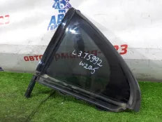 Форточка двери Mercedes C200 2015 A2057306100 W205 274.920, левая