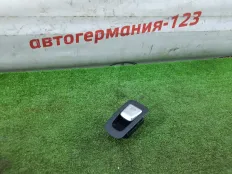 Кнопка стояночного тормоза Mercedes E220d 2017 A2139056608 W213 654.920