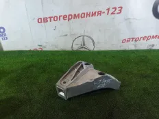 Кронштейн двигателя BMW 525i 2012 22116781233 F10 N20B20B