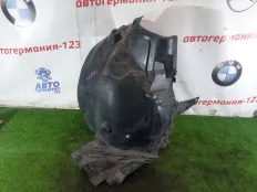 Подкрылок задняя часть Mercedes C200 2008 A2046902730 W204 271.950, передний левый