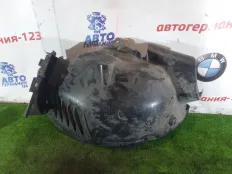 Подкрылок передняя часть Mercedes C200 2010 A2046905730 W204 271.860, передний левый