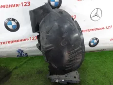 Подкрылок передняя часть Mercedes C200 2010 A2046905730 W204 271.860, передний левый